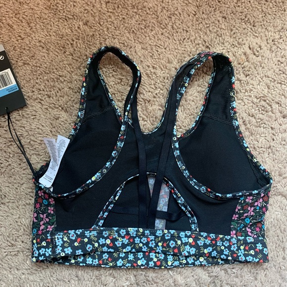 Nike Sports Bra - Picture 2 of 4